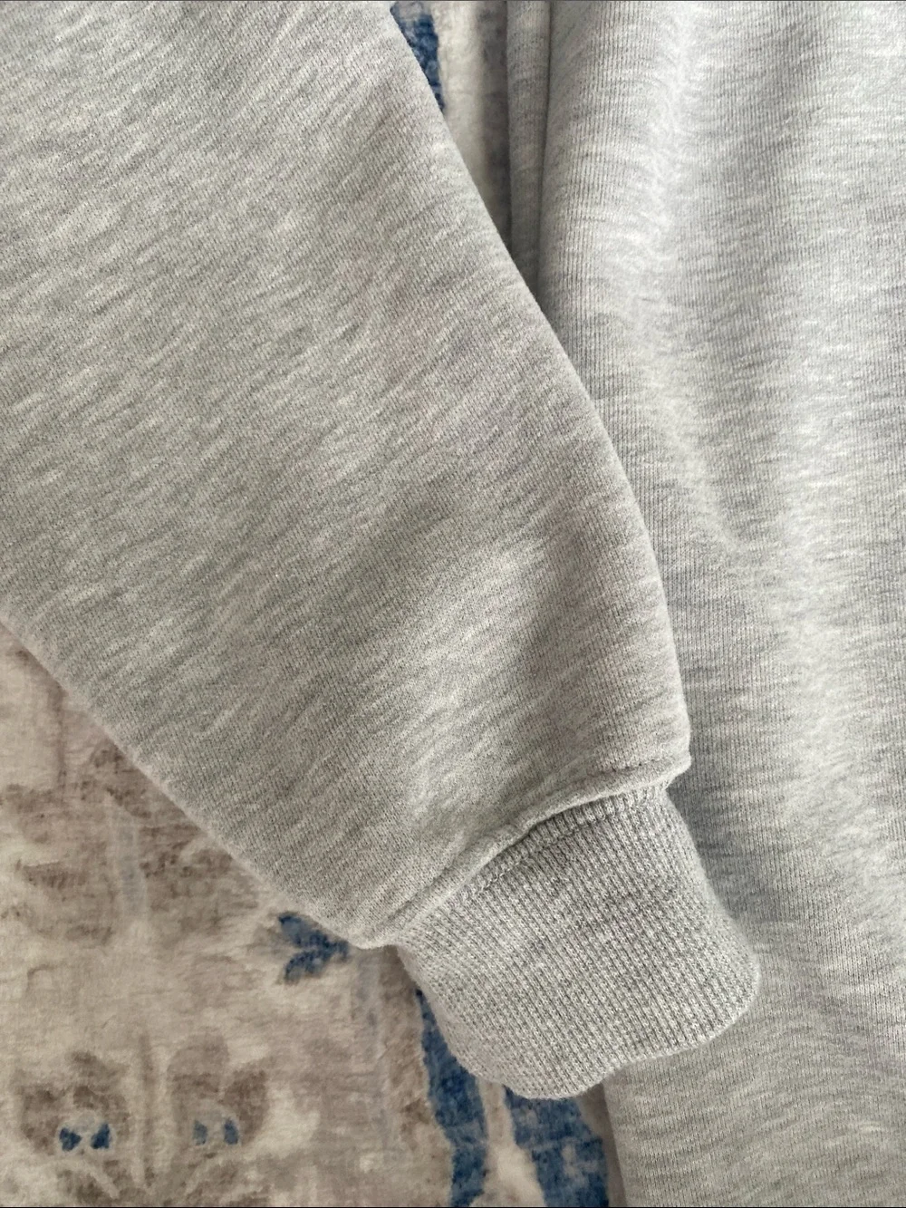 NWOT HAWAII Graphic Crewneck Sweatshirt - Gray